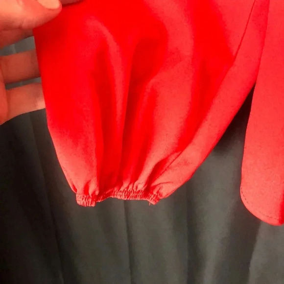 Coral Blouse M‎ - Picture 3 of 4